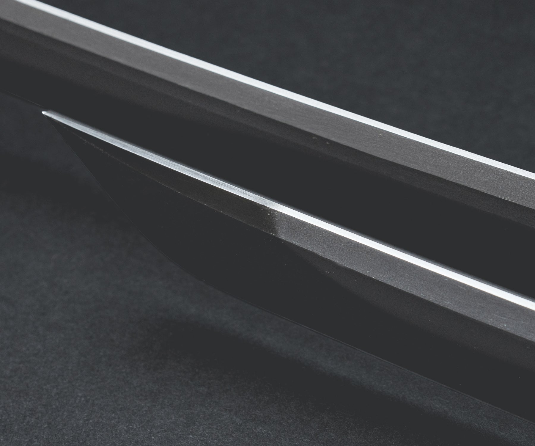 Armageddon Survival Sword | 13" Blade | 80CRV2 Steel | Hamon - Differential Heat Treat