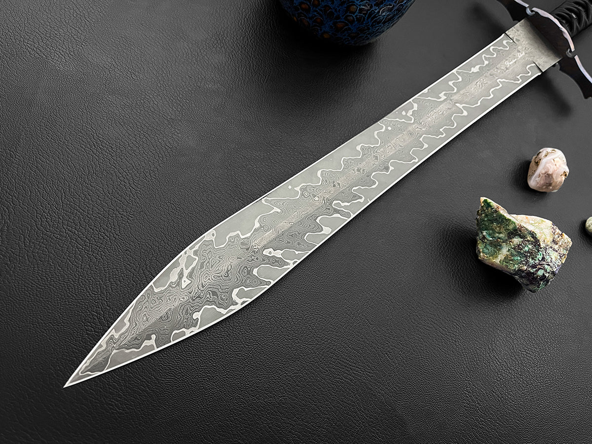 William The Marshal | Dawson Select San Mai Steel | Double-Edged Sword | Carbon Fiber