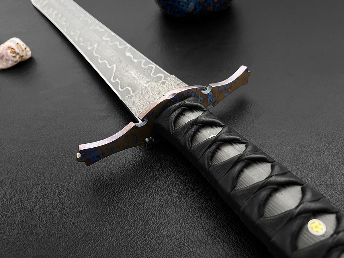 William The Marshal | Dawson Select San Mai Steel | Double-Edged Sword | Carbon Fiber