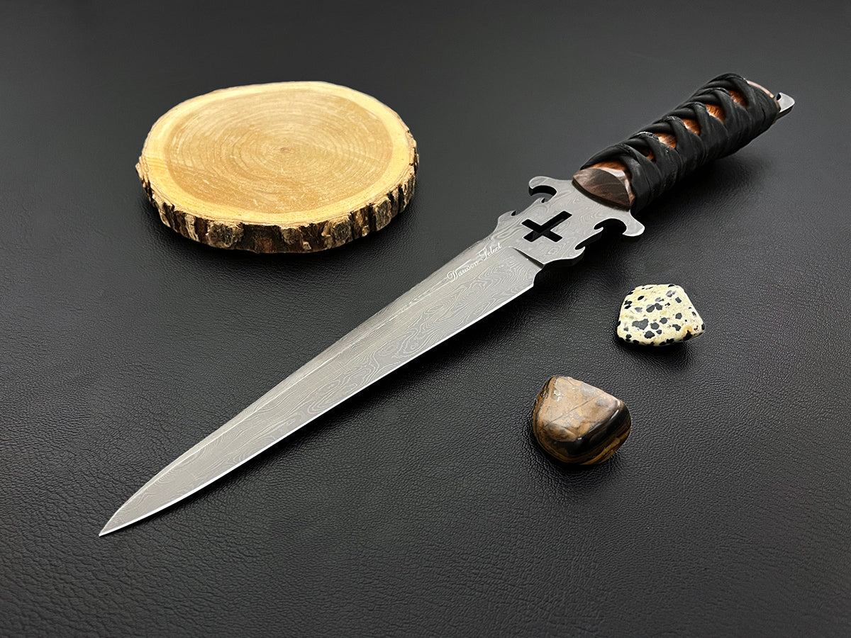 Defender of the Faith | Sgian-Dubh Dagger | Dawson Select Steel | Arizona Ironwood