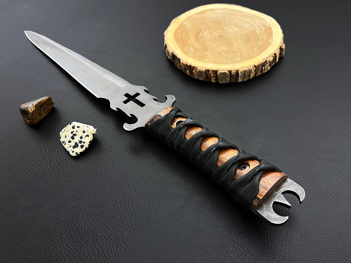 Defender of the Faith | Sgian-Dubh Dagger | Dawson Select Steel | Arizona Ironwood