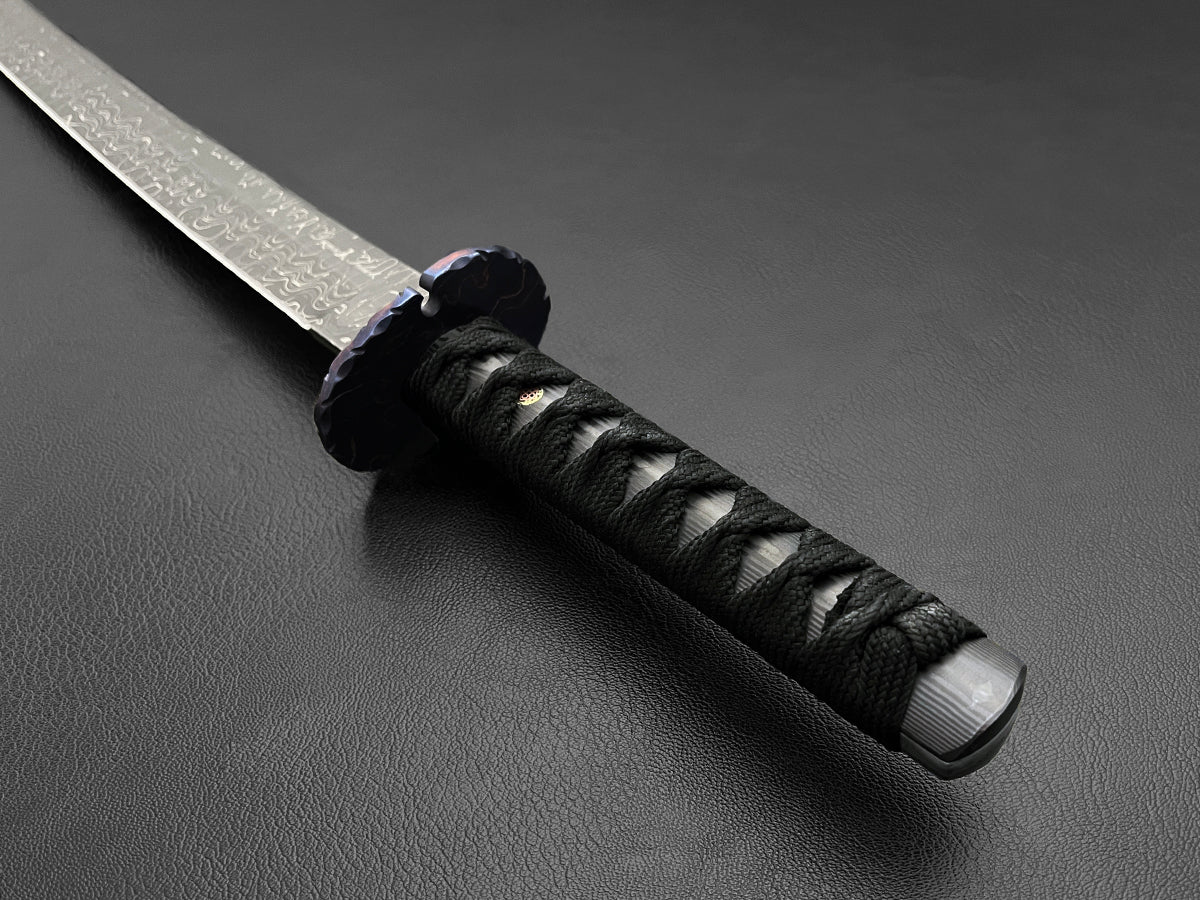 Seeker | Japanese Style Tanto | Dawson Select Steel | Carbon Fiber Handle