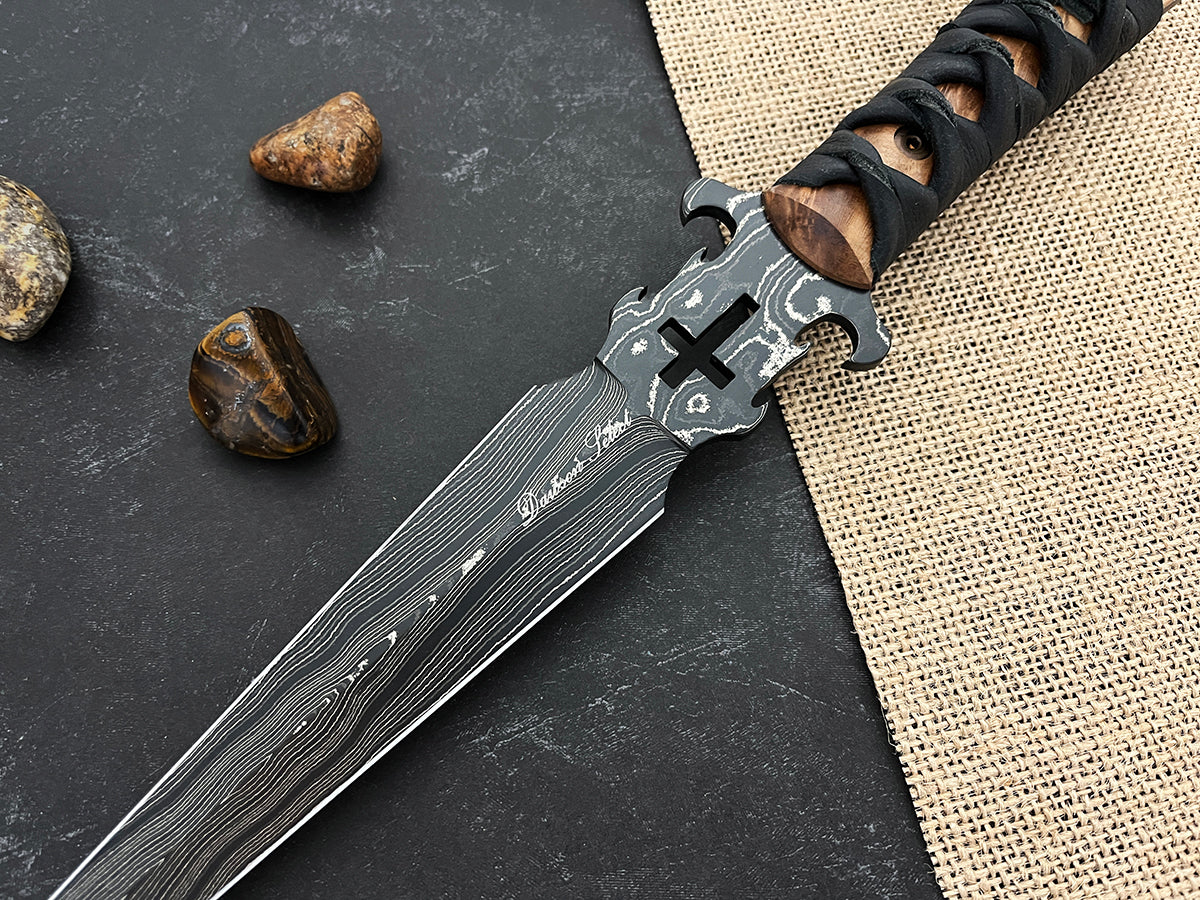 Defender of the Faith | Dawson Select Steel | Double-Edged Dagger | Maplewood