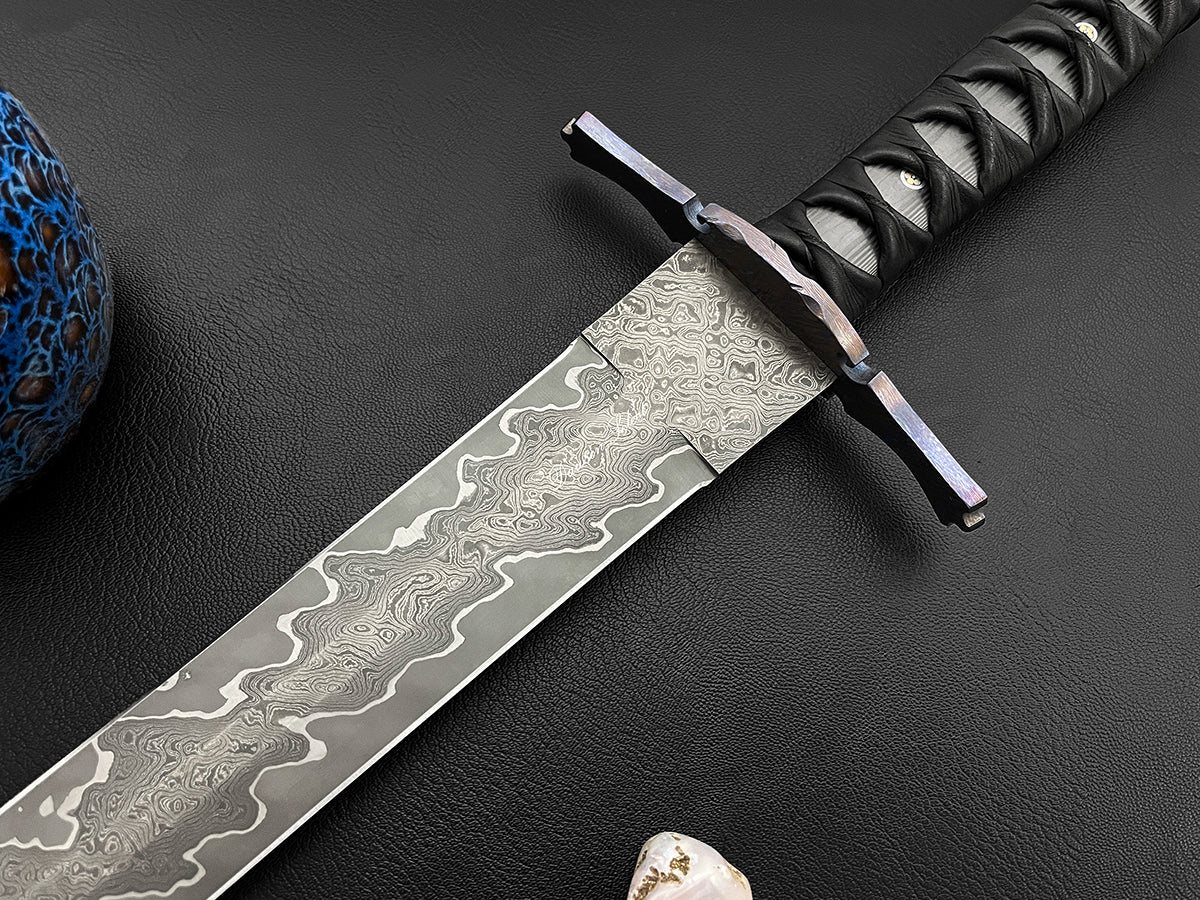 William The Marshal | Dawson Select San Mai Steel | Double-Edged Sword | Carbon Fiber