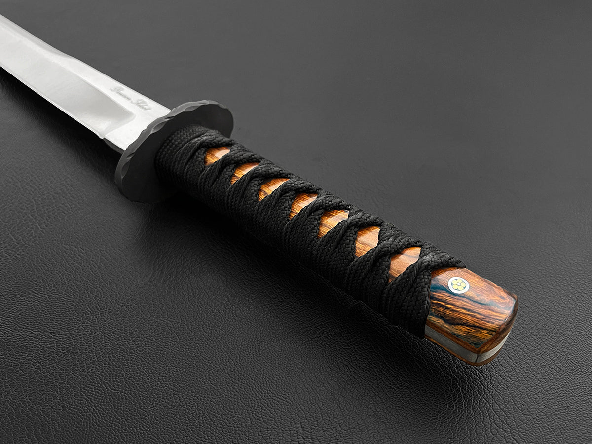 Seeker | Japanese Style Tanto | CPM-3V Steel | Arizona Ironwood | Satin Blade Finish